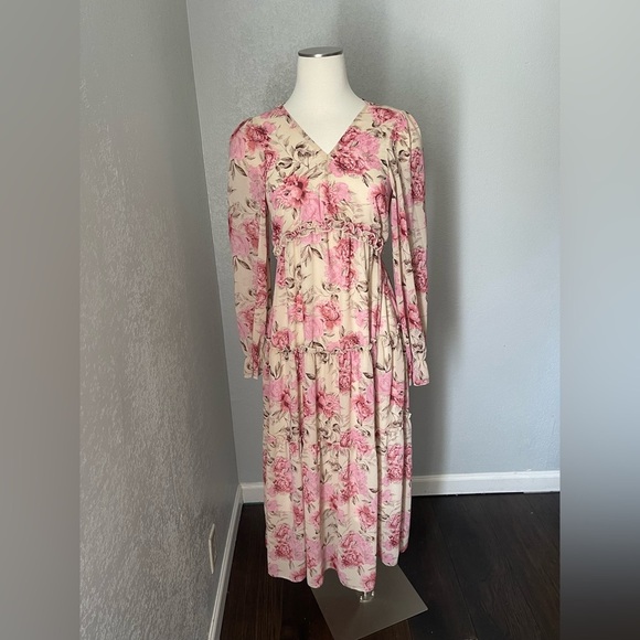 eesome Pink and Red Smocked Sundress with Bishop Sleeves - Picture 2 of 5